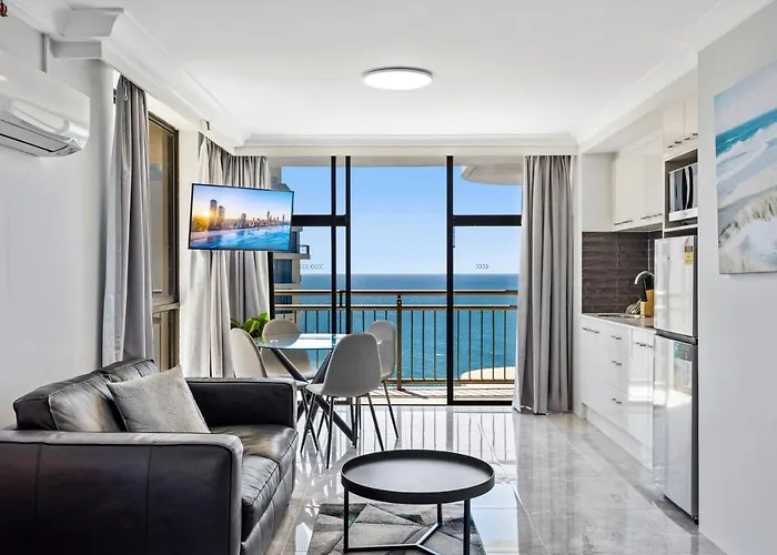 Oceanfront Studio With Pools, Gym & Tennis Court