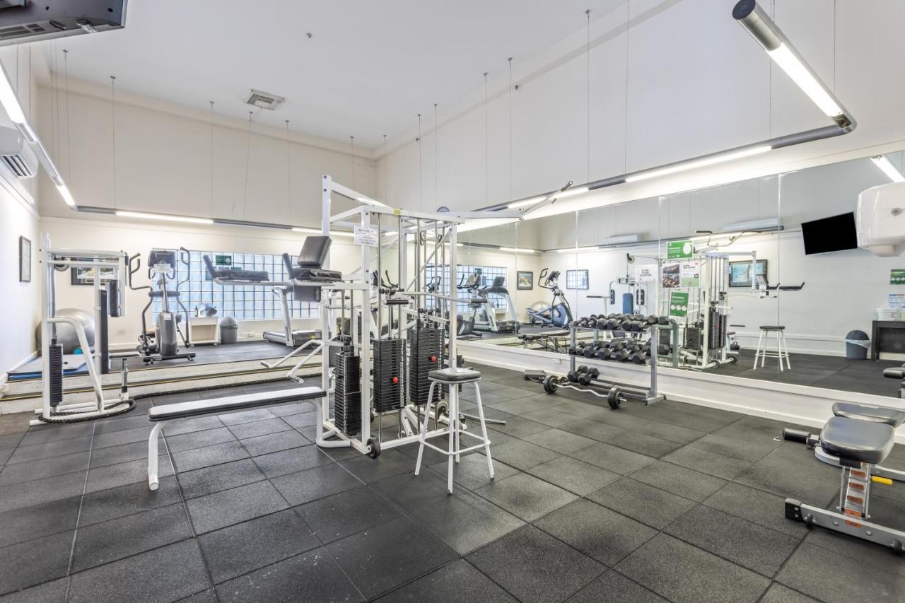 Oceanfront Studio With Pools, Gym & Tennis Court Apartment *